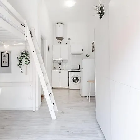 Whitenest - Loft With A Chic Vibe Διαμέρισμα Μιλάνο